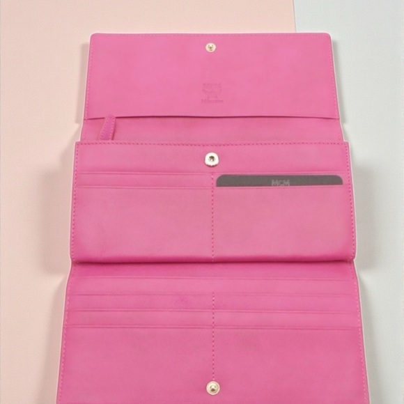 MCM Fuchsia Large Leather Wallet with Studded Gold Accents. All Inclusion! - Picture 6 of 11